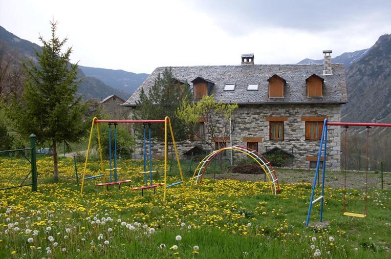 Hostal Fondevila Bohí Zewnętrze zdjęcie